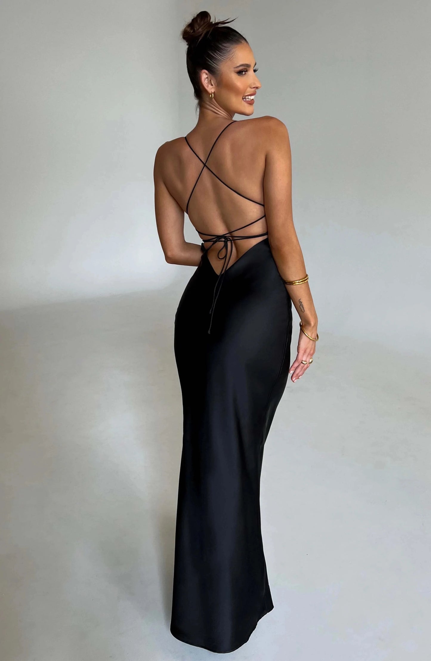 Articat Satin Backless Dress