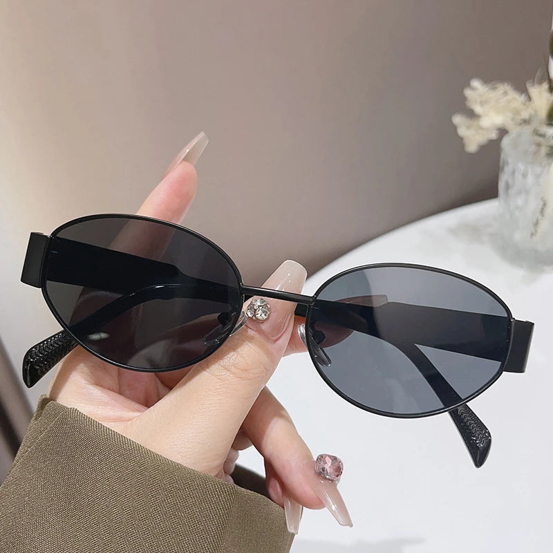 Trendy Vintage Oval Shades