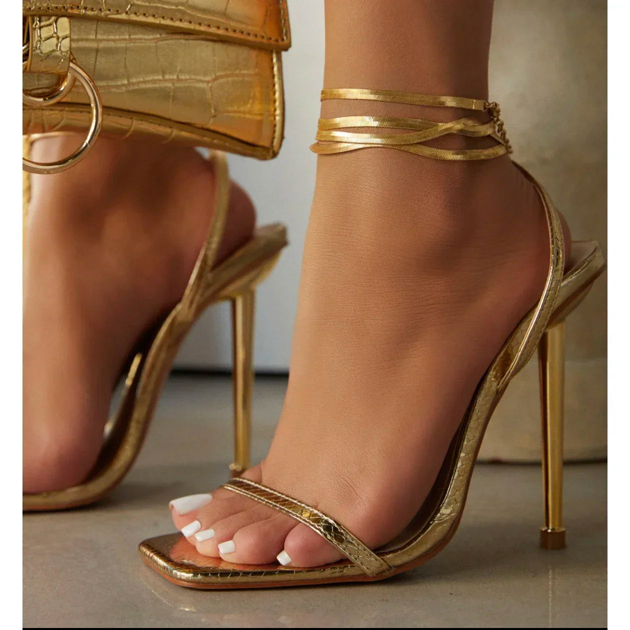 2025 New Women heels Sexy Gold  High Heels Sandals Thin Single Strap Metal Stiletto Sandals Gold Heel Shoes Tacones altos