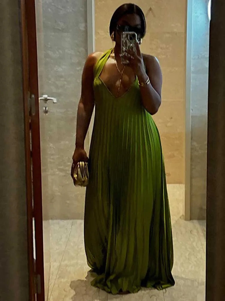 Green Evening Dresses Woman Elegant Sexy Summer Pleated Dress Hollow Out Lady Halter Neck Backless Dress Wholesale Dropshipping