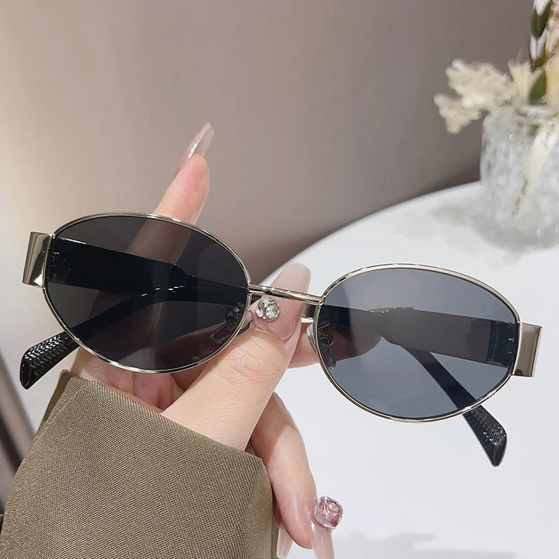 Trendy Vintage Oval Shades